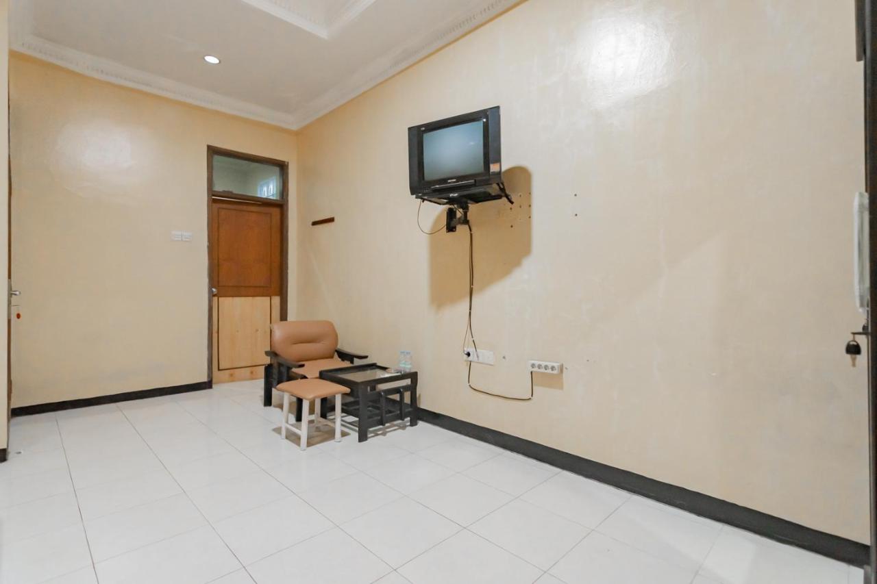 Hotel Markoni Pamanukan Mitra Reddoorz Pamanukan Hilir Zewnętrze zdjęcie