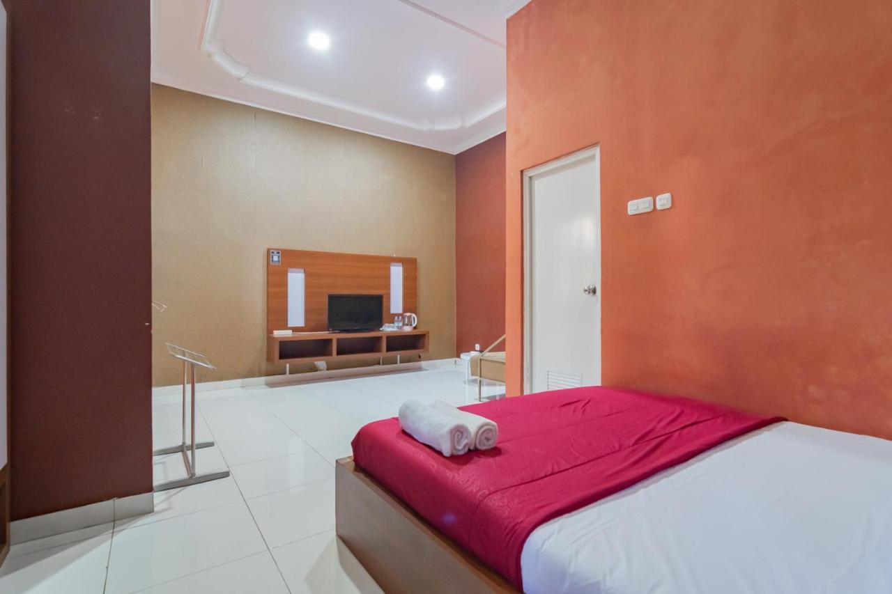 Hotel Markoni Pamanukan Mitra Reddoorz Pamanukan Hilir Zewnętrze zdjęcie