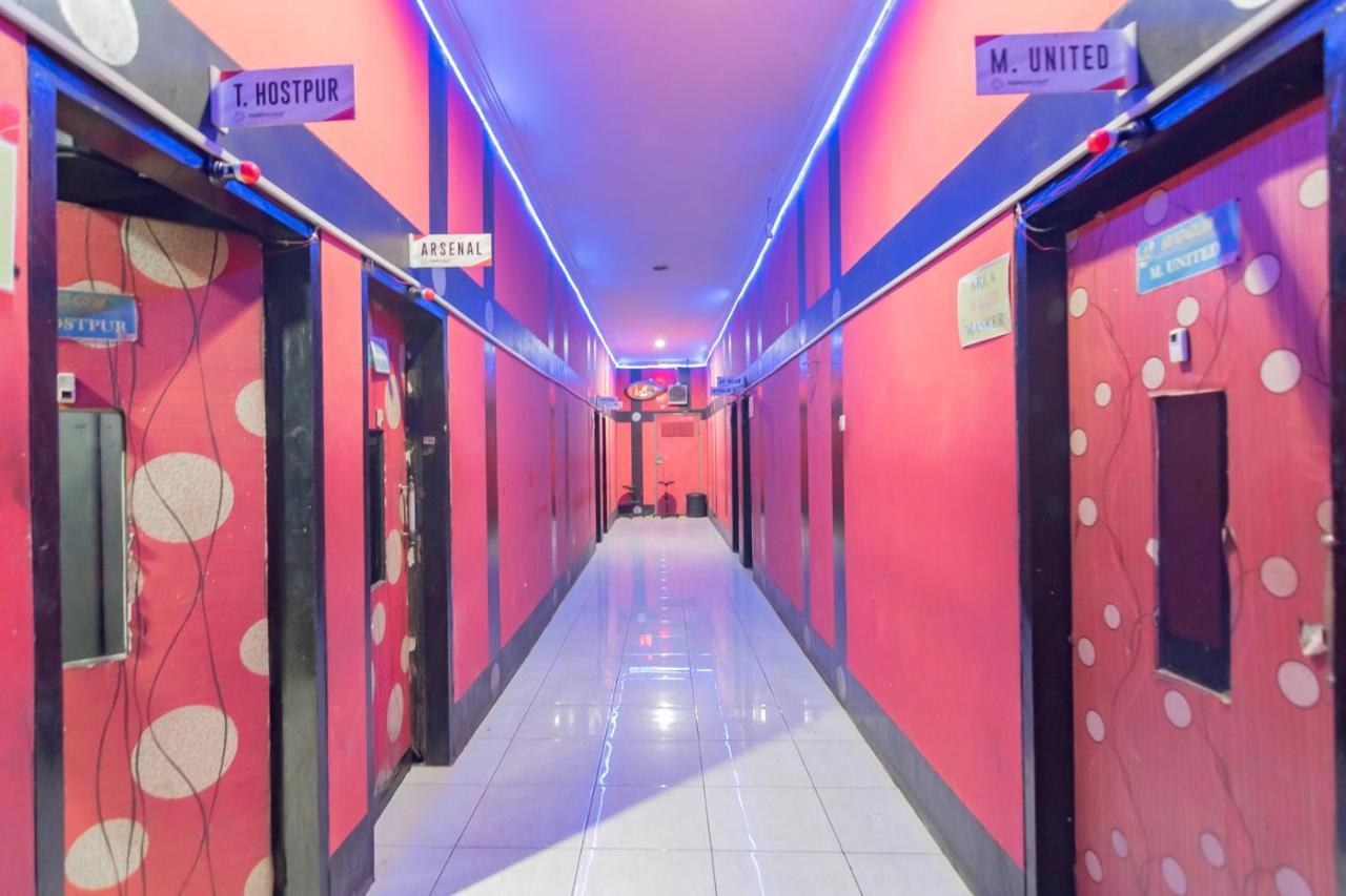 Hotel Markoni Pamanukan Mitra Reddoorz Pamanukan Hilir Zewnętrze zdjęcie