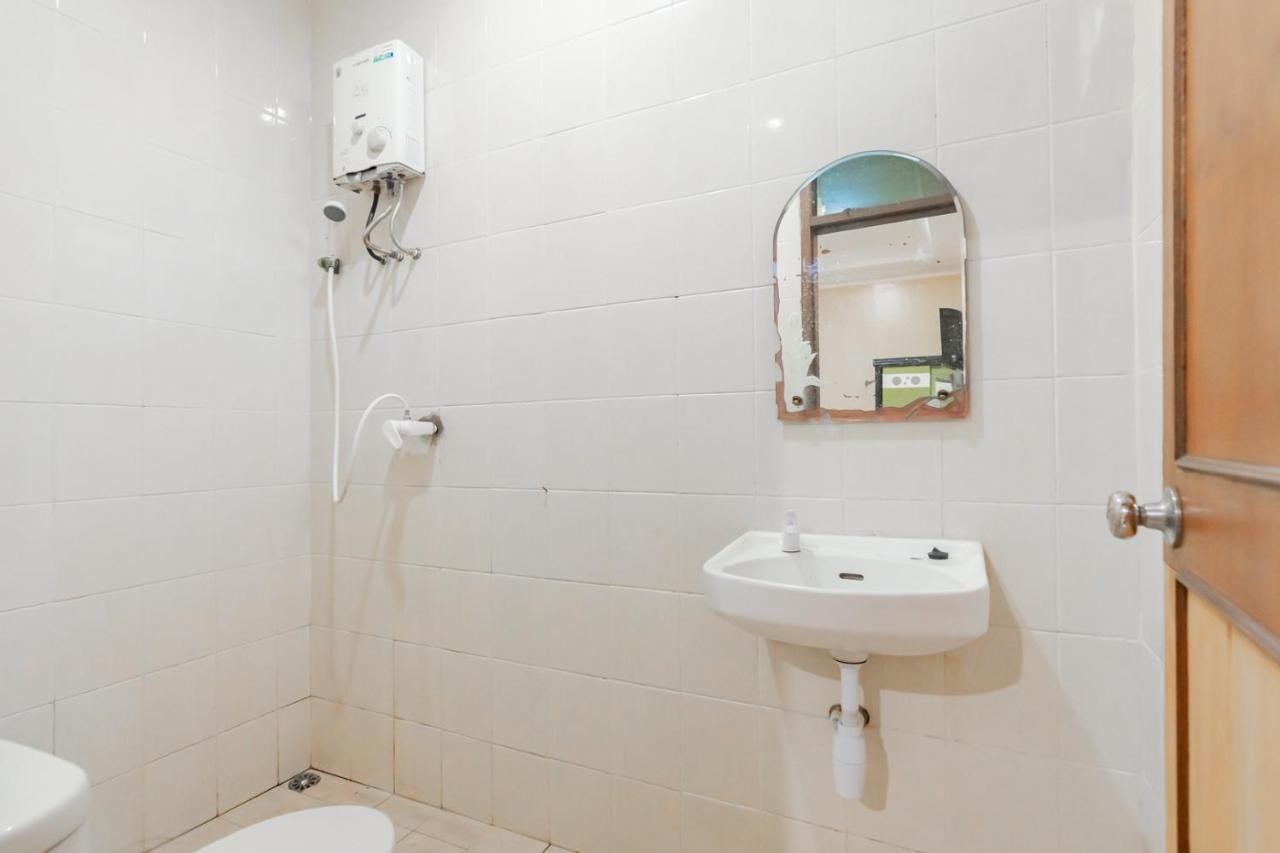 Hotel Markoni Pamanukan Mitra Reddoorz Pamanukan Hilir Zewnętrze zdjęcie
