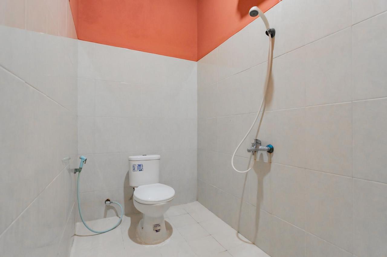Hotel Markoni Pamanukan Mitra Reddoorz Pamanukan Hilir Zewnętrze zdjęcie